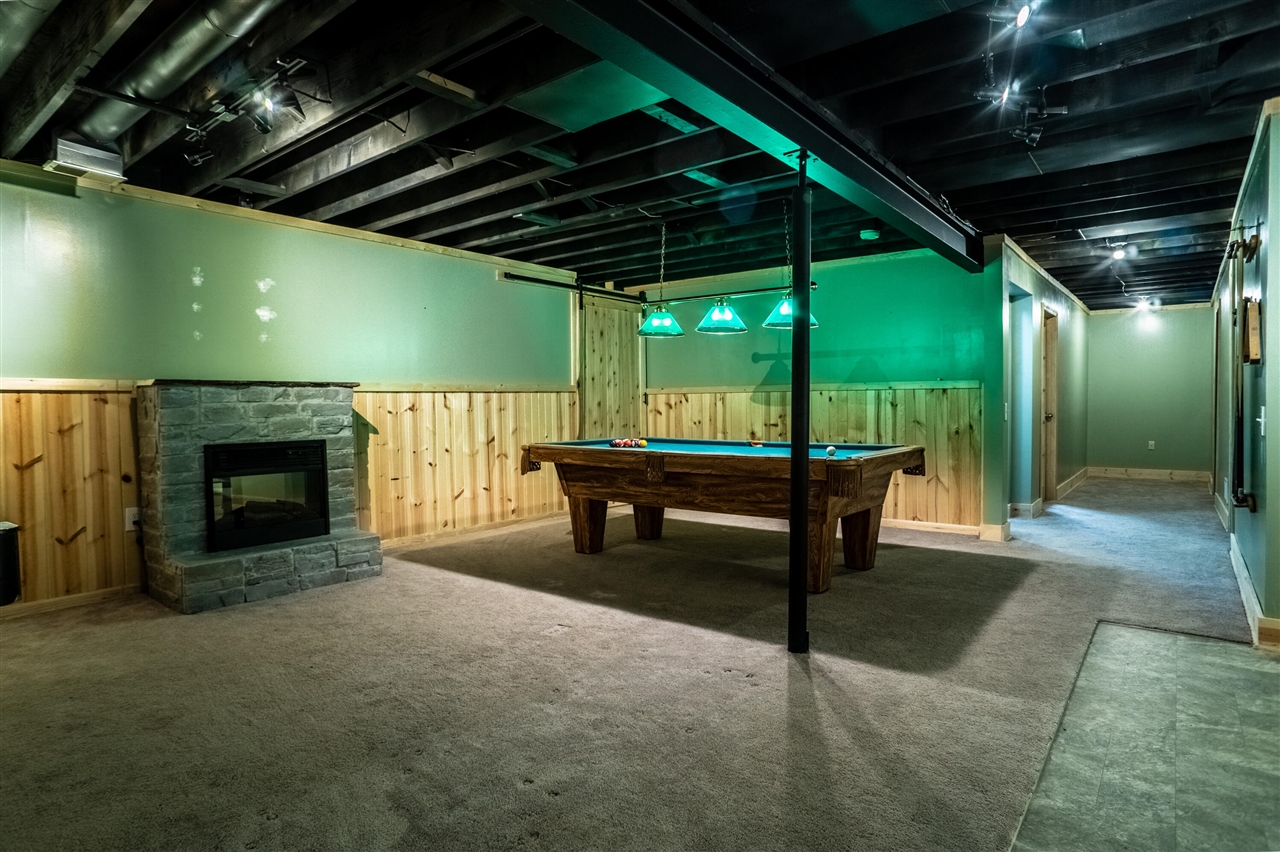 890 St Paul Street, Marysville, MI, 48040-1300