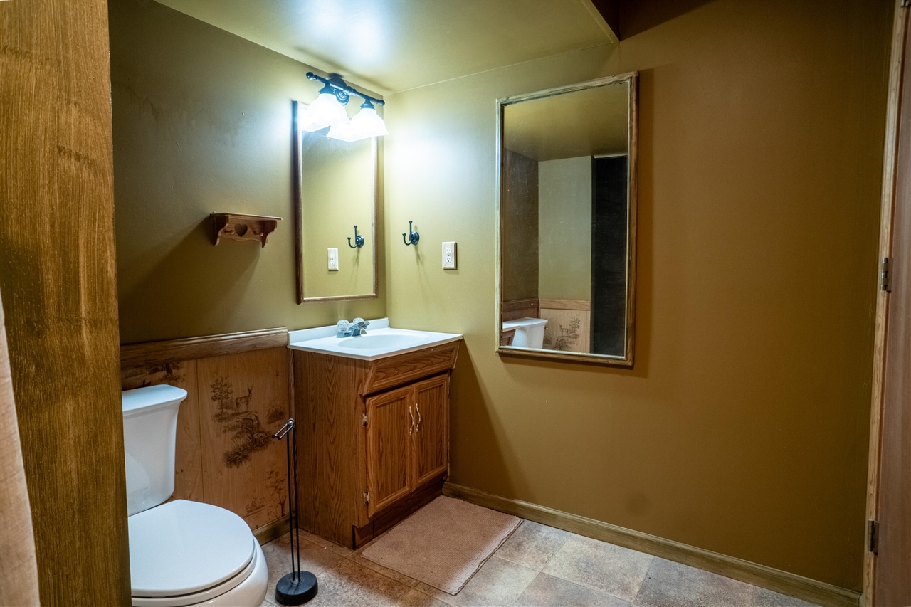 890 St Paul Street, Marysville, MI, 48040-1300