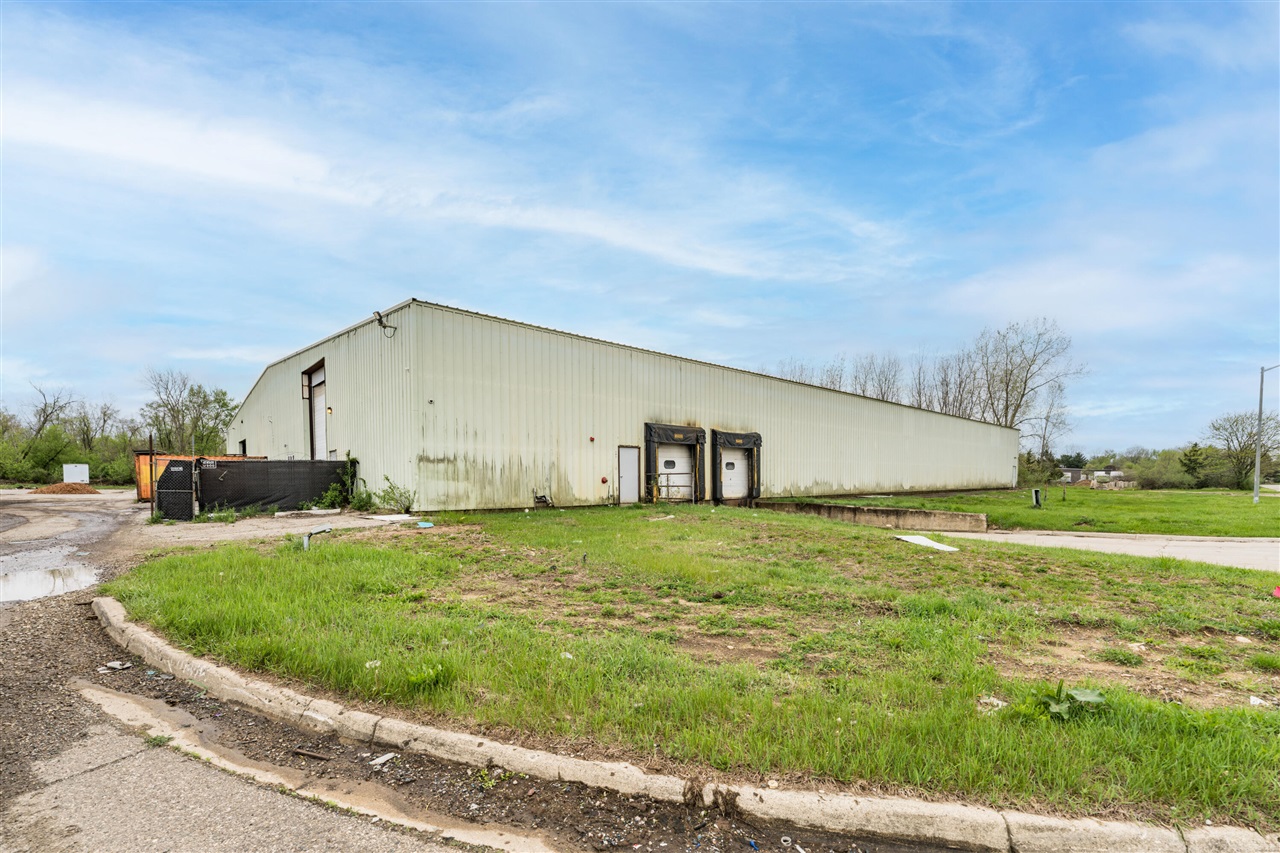 101 Bishop, Battle Creek, MI, 49037-7759