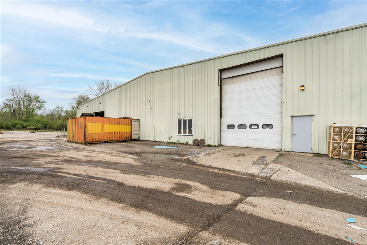 101 Bishop, Battle Creek, MI, 49037-7759