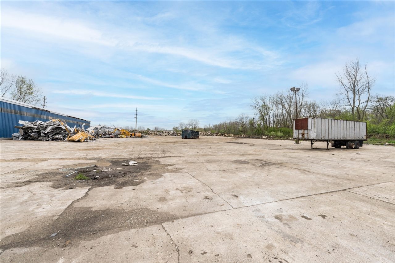 101 Bishop, Battle Creek, MI, 49037-7759