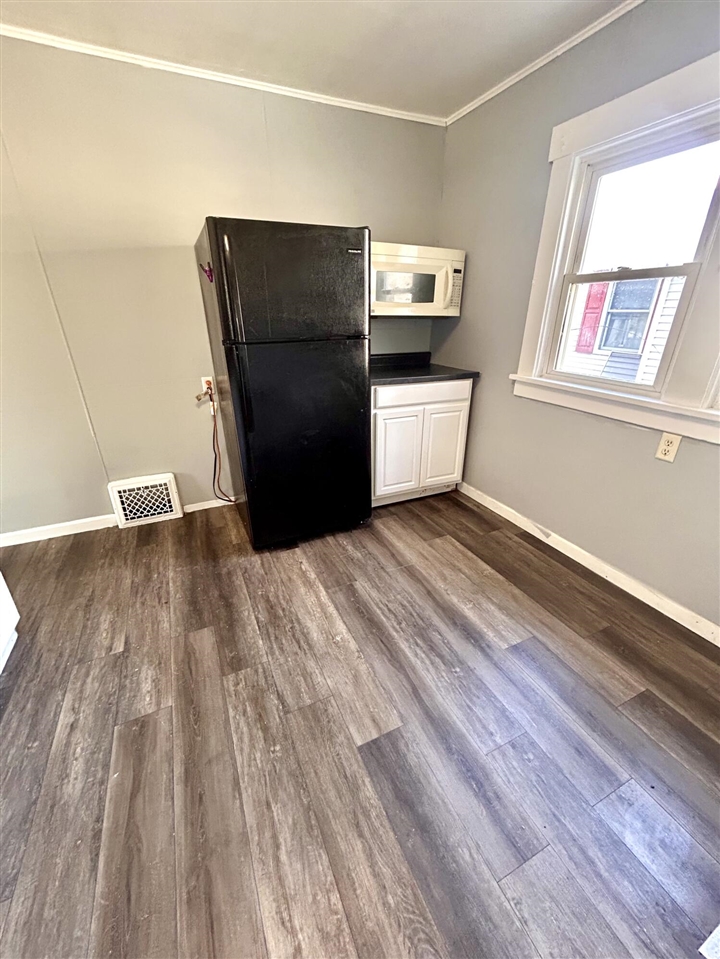 76 E Avenue, Battle Creek, MI, 49017