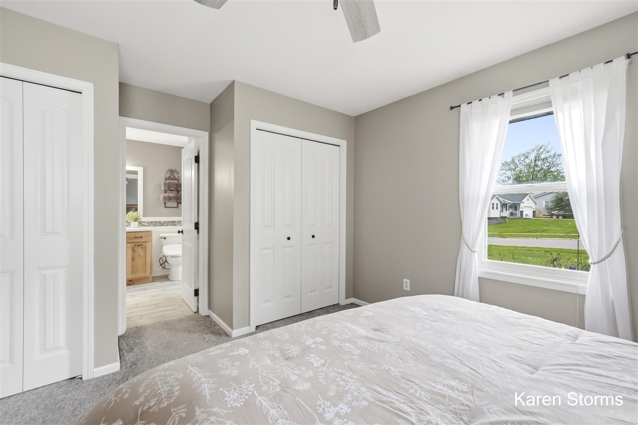 6626 Crownpointe Drive, Byron Center, MI, 49315-8212