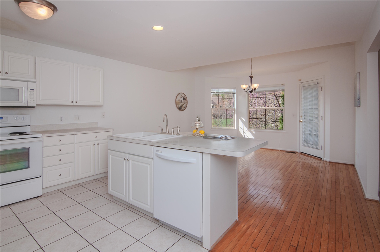 4160 Boulder Pond Drive, Ann Arbor, MI, 48108-8598