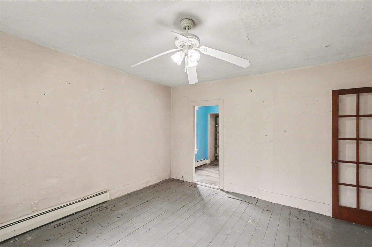 282 W Washington Street, Newaygo, MI, 49337-8844