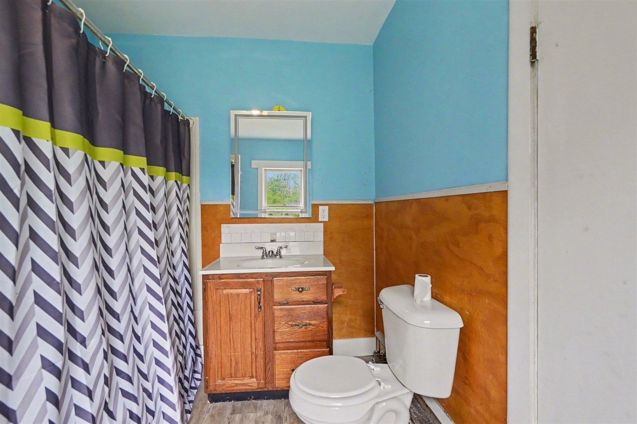282 W Washington Street, Newaygo, MI, 49337-8844