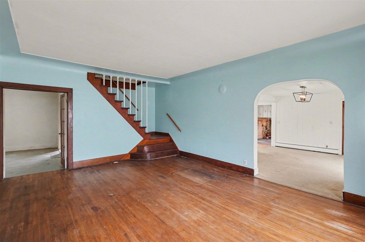 282 W Washington Street, Newaygo, MI, 49337-8844