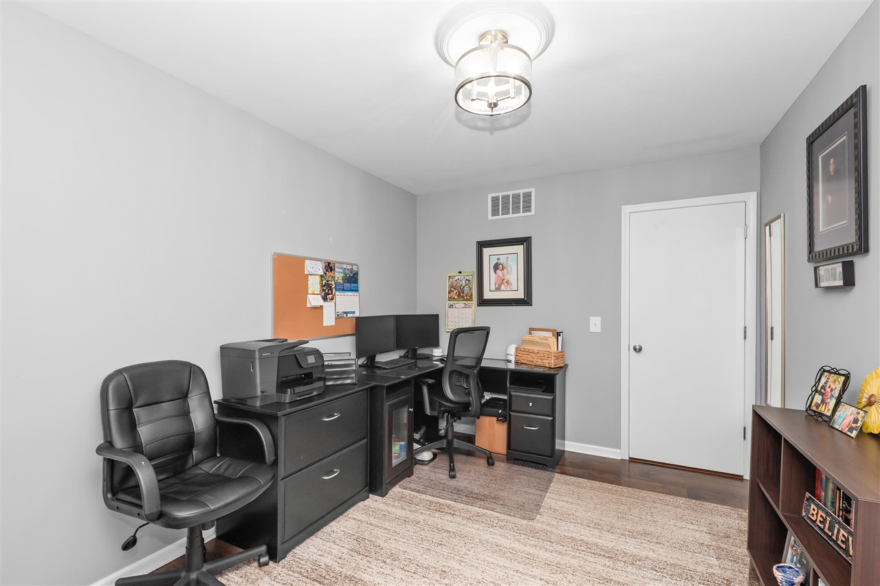6540 Munsell Road, Howell, MI, 48843-9687