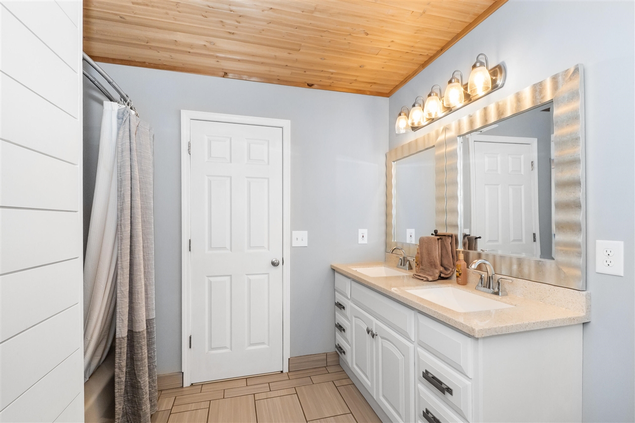 6540 Munsell Road, Howell, MI, 48843-9687