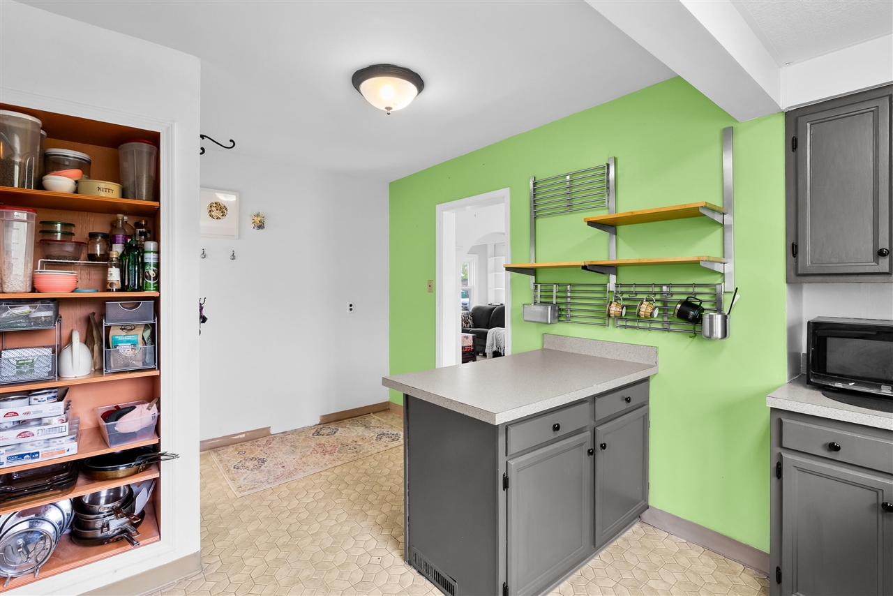 2126 Fairfield Road, Portage, MI, 49002