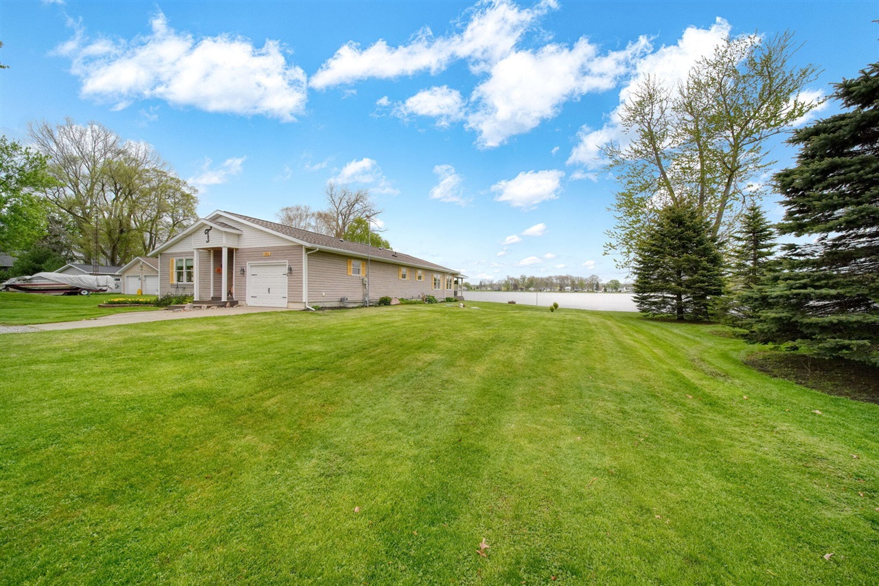 351 Moser Drive, Bronson, MI, 49028-8319