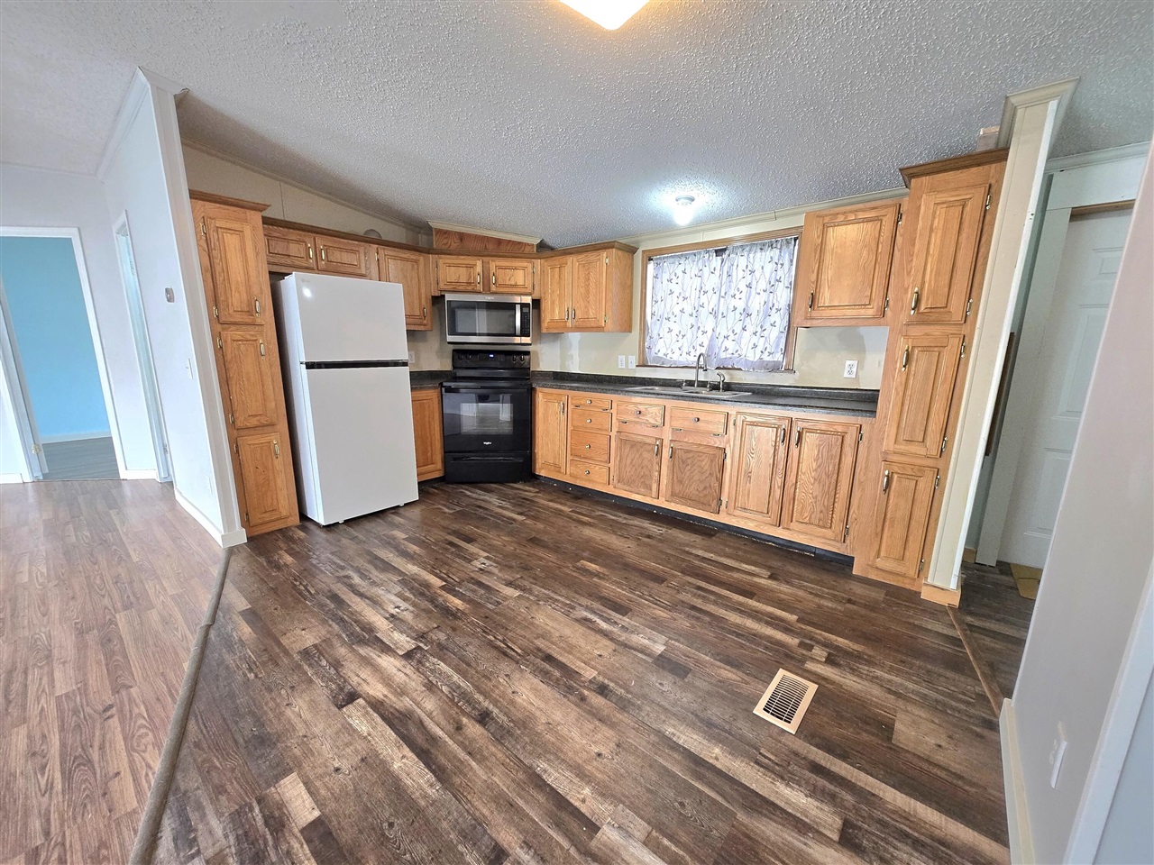 11550 Boyne Boulevard, Allendale, MI, 49401