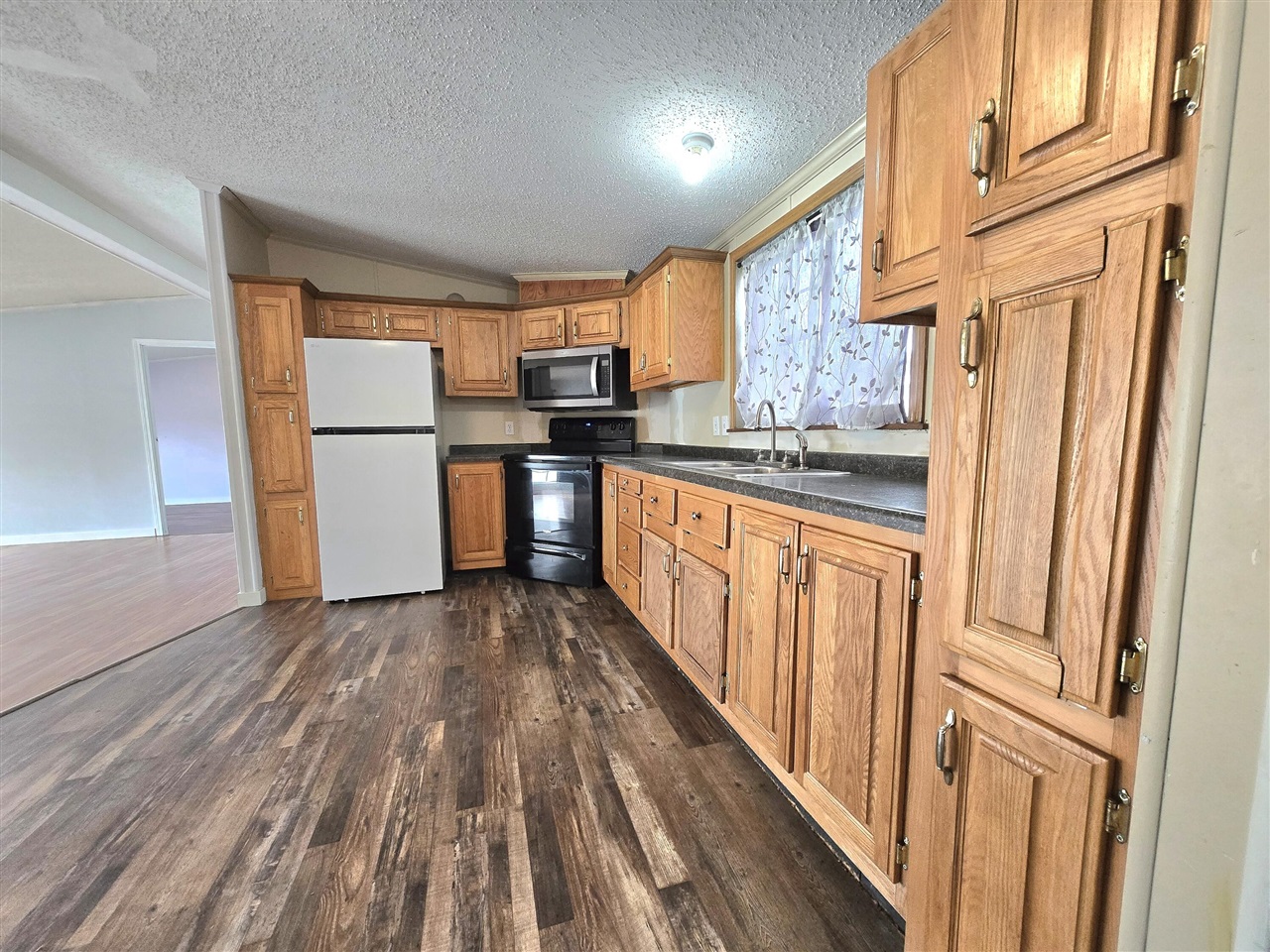 11550 Boyne Boulevard, Allendale, MI, 49401
