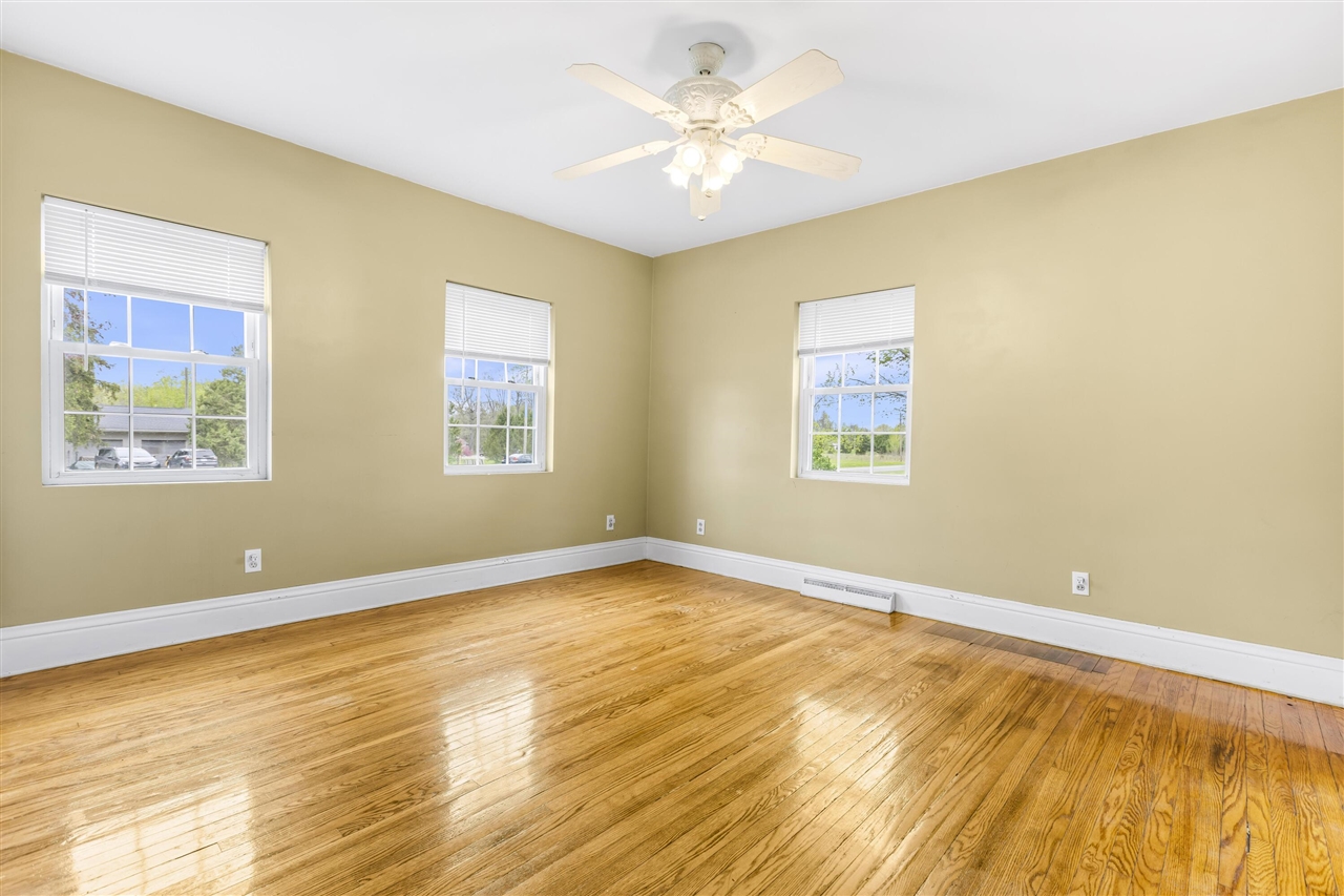 4585 S Onondaga Road, Onondaga, MI, 49264-9758