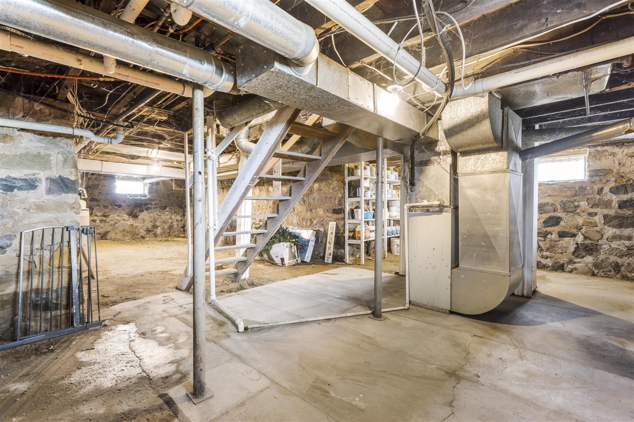4585 S Onondaga Road, Onondaga, MI, 49264-9758