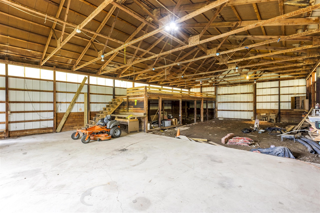 4585 S Onondaga Road, Onondaga, MI, 49264-9758