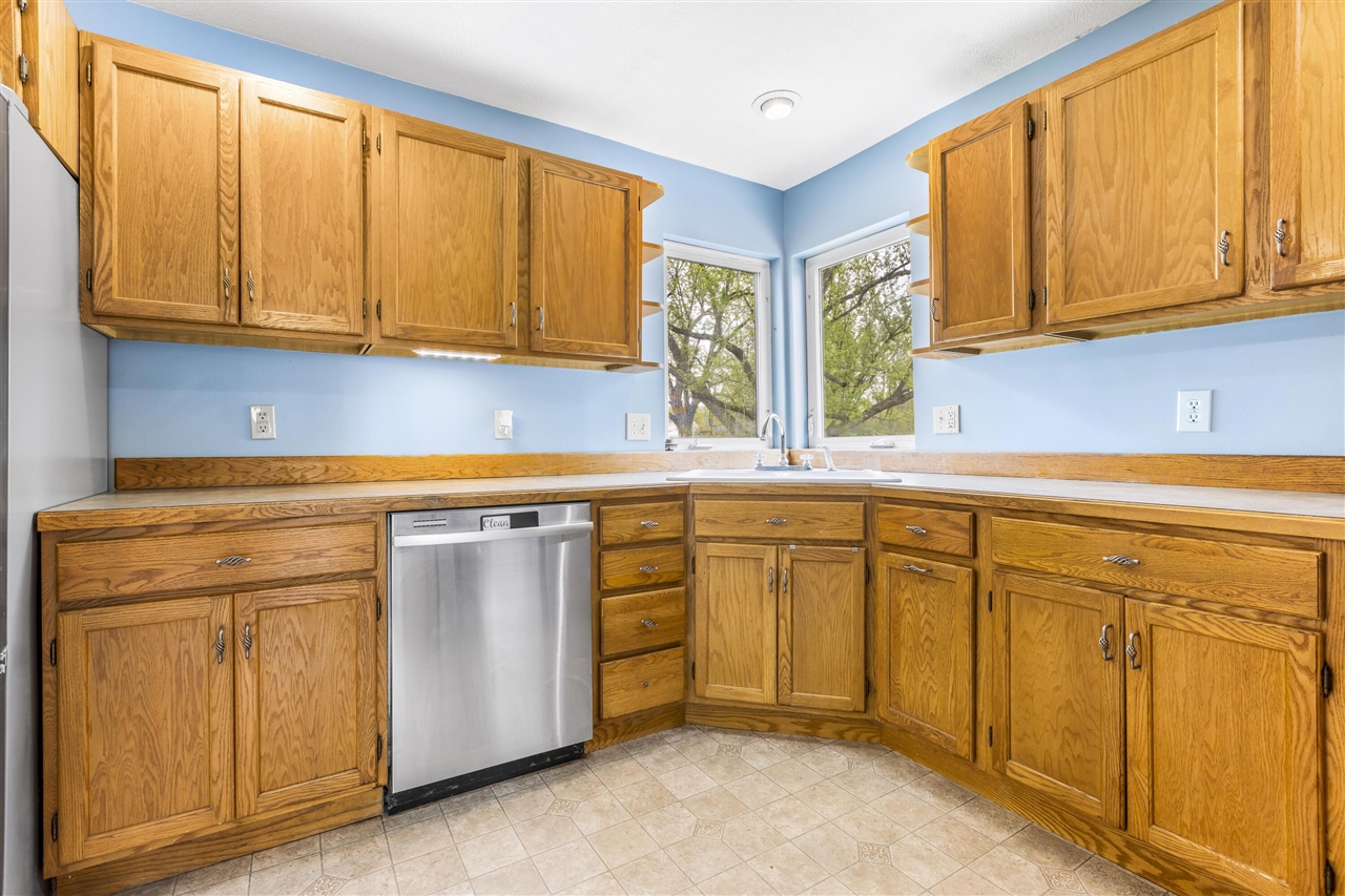 4585 S Onondaga Road, Onondaga, MI, 49264-9758