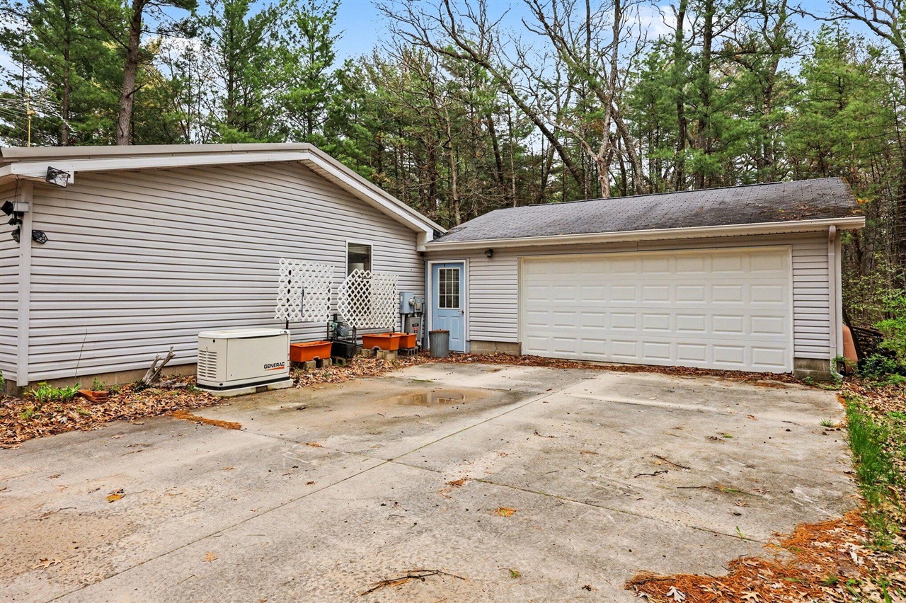 5842 Beech Street, Twin Lake, MI, 49457-9720