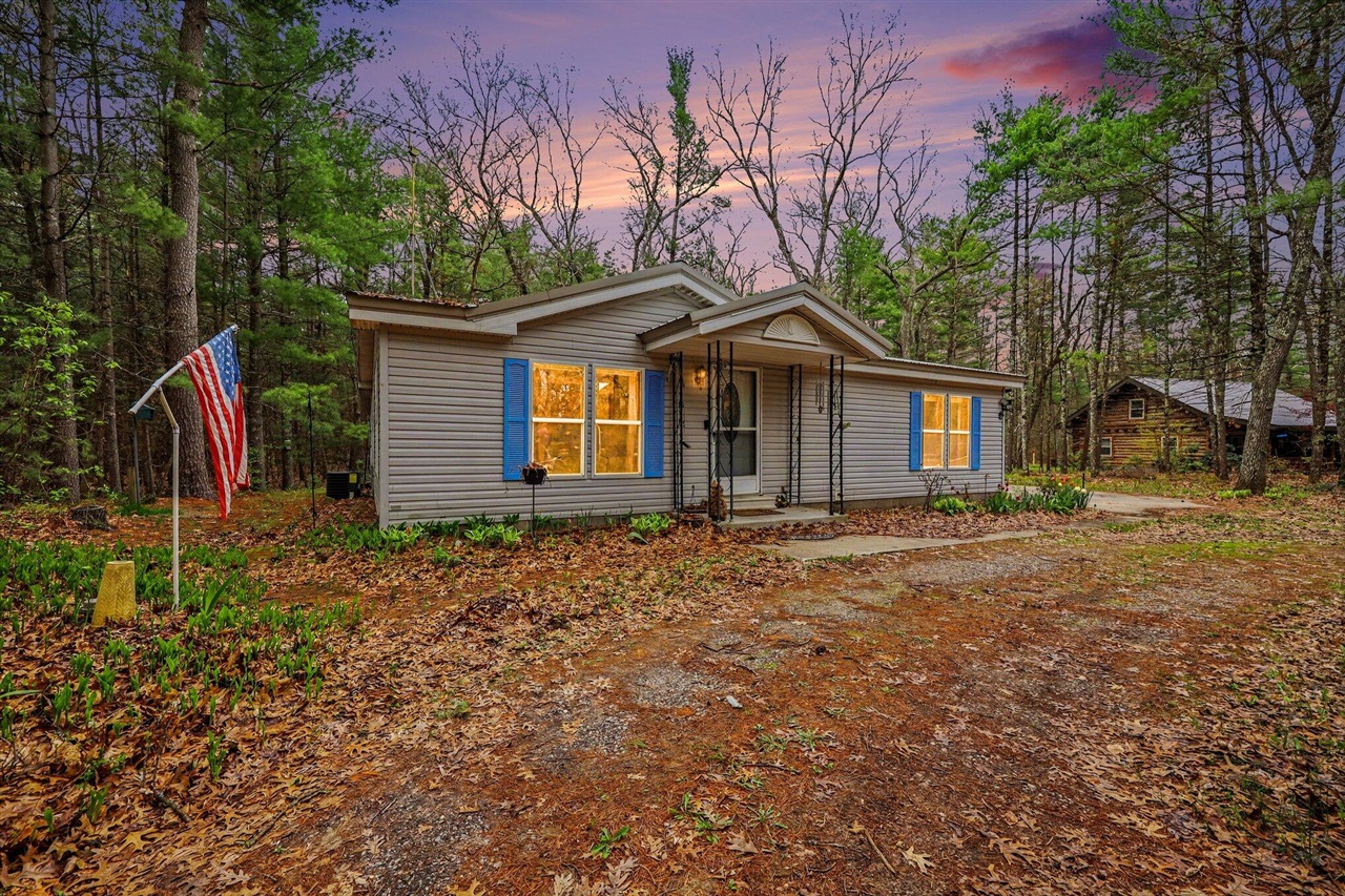 5842 Beech Street, Twin Lake, MI, 49457-9720