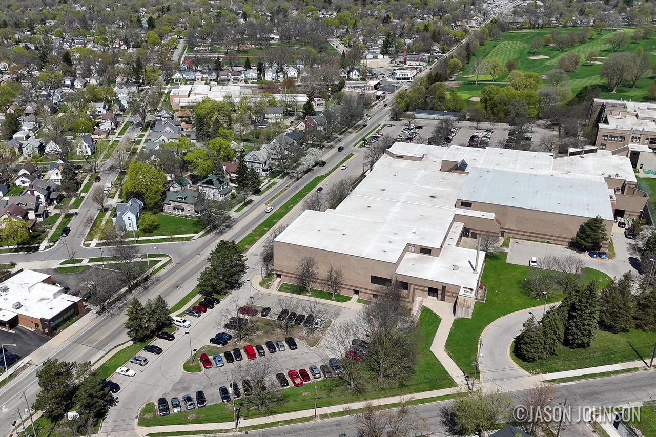 312 Sweet Street, Grand Rapids, MI, 49505-4710