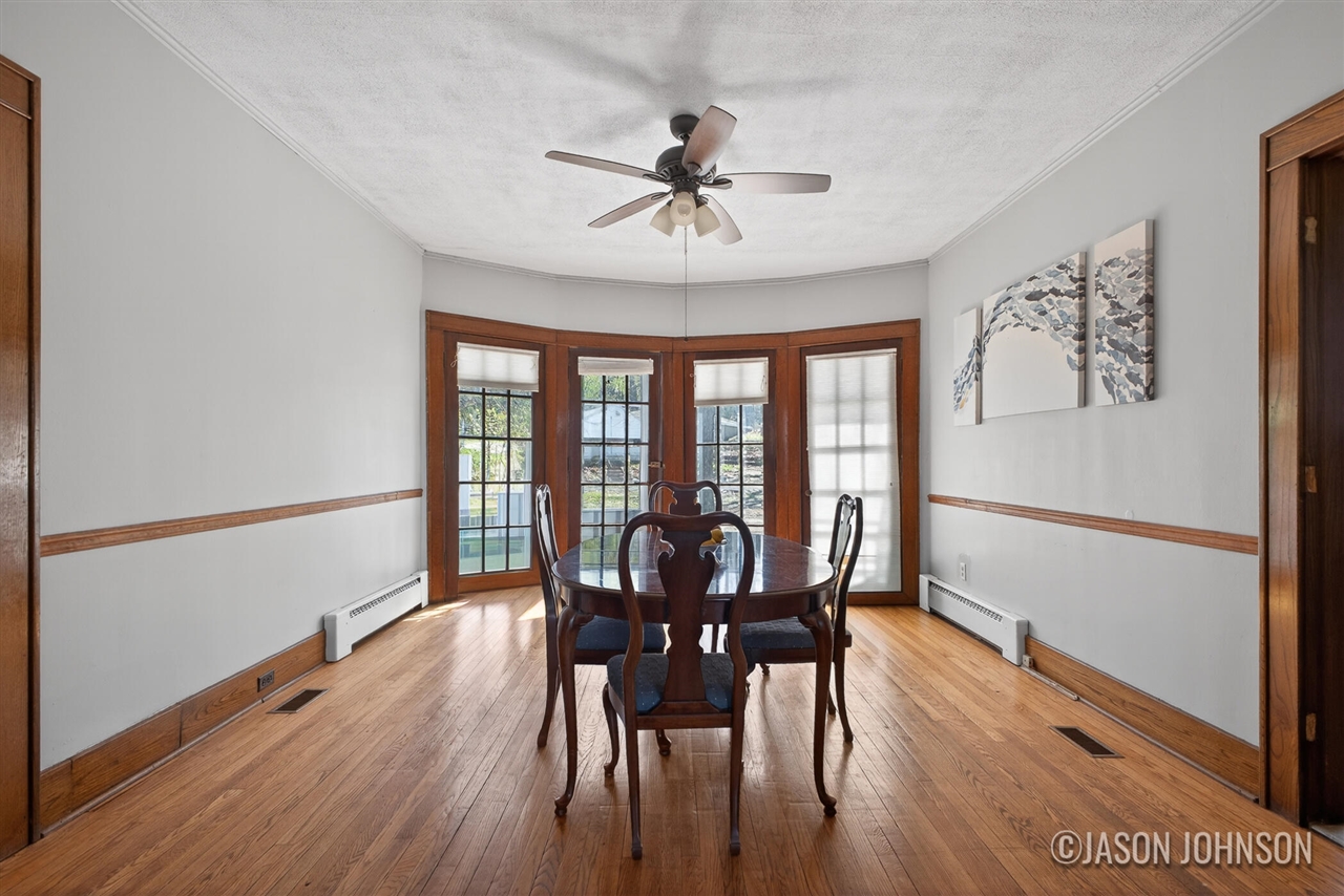 312 Sweet Street, Grand Rapids, MI, 49505-4710