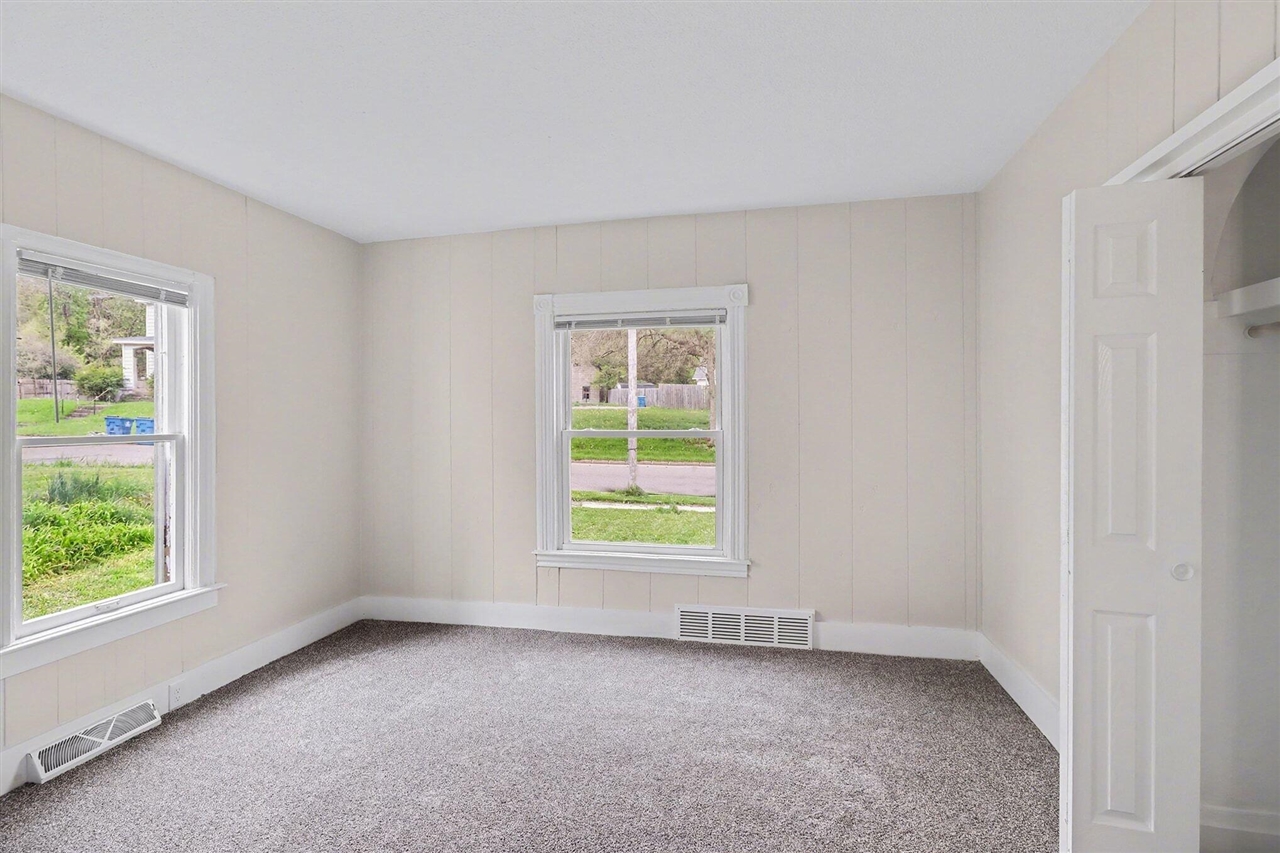 1036 Denner Street, Kalamazoo, MI, 49006-2221