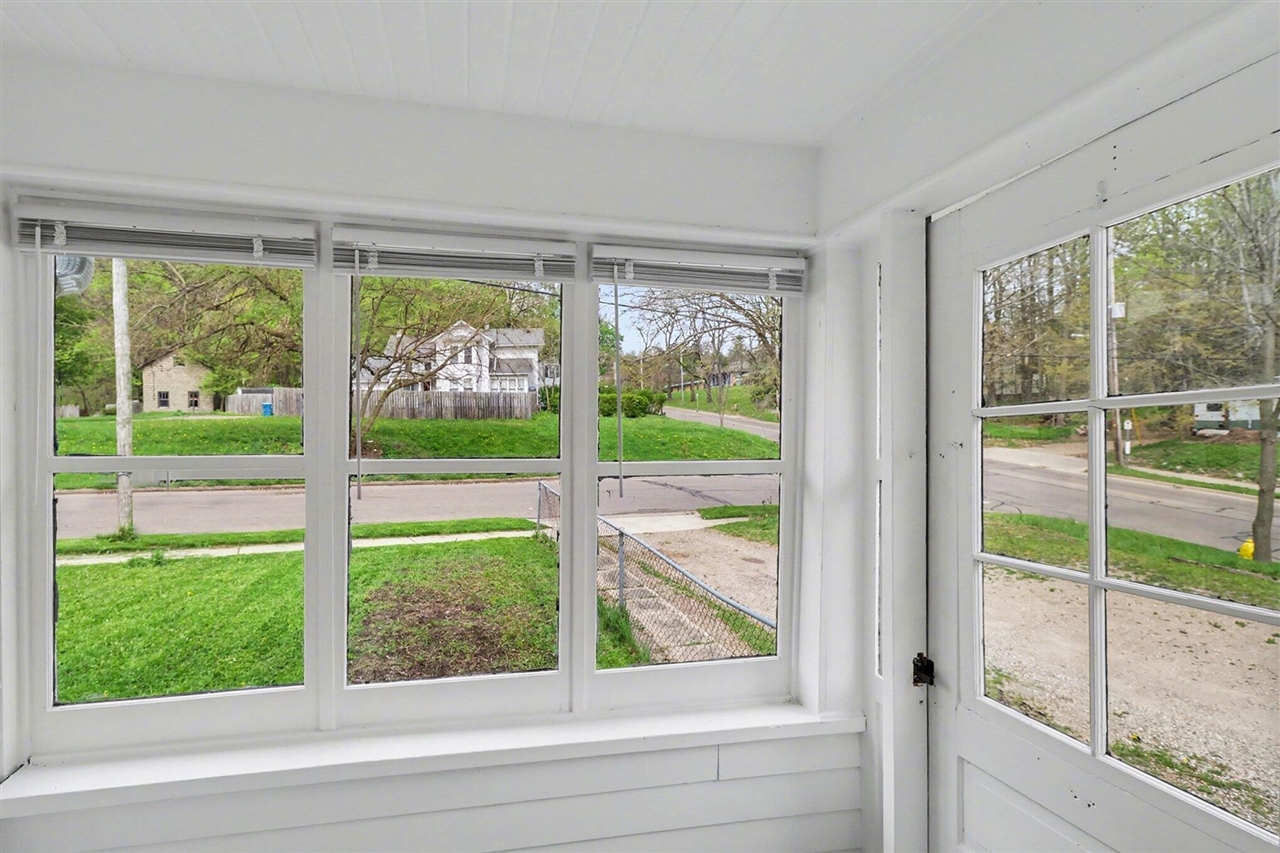 1036 Denner Street, Kalamazoo, MI, 49006-2221