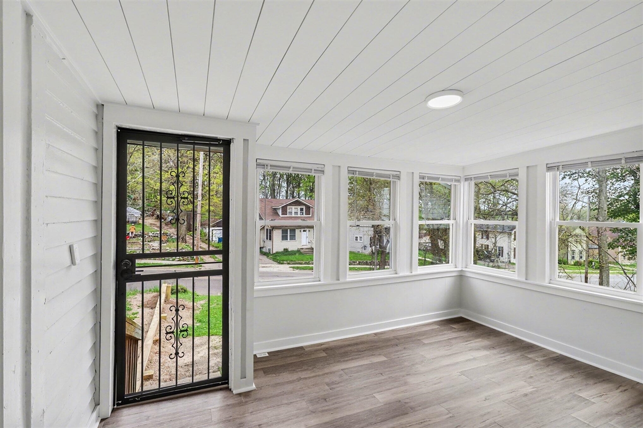 1036 Denner Street, Kalamazoo, MI, 49006-2221