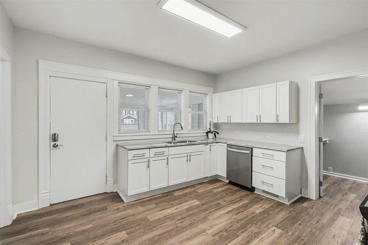 1036 Denner Street, Kalamazoo, MI, 49006-2221