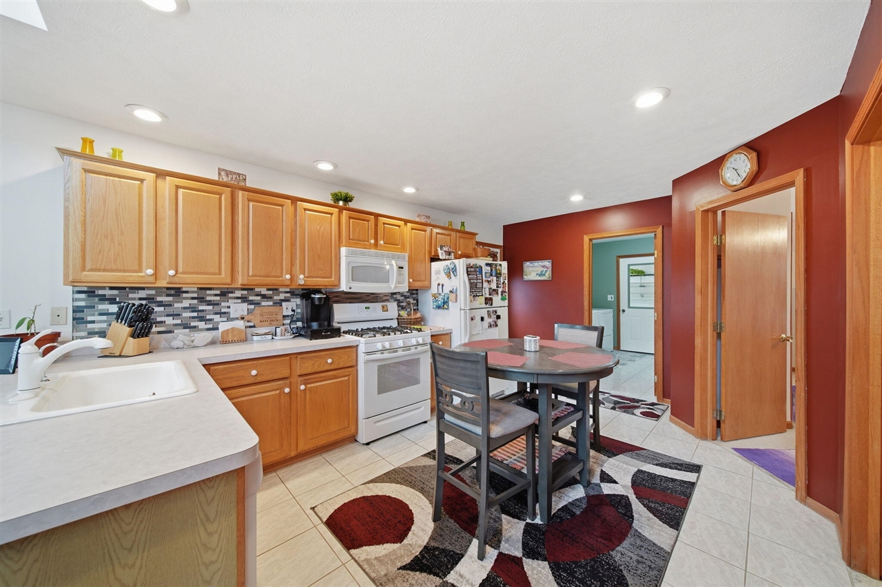 217 N Lakeside Drive, Michigan Center, MI, 49254-1250
