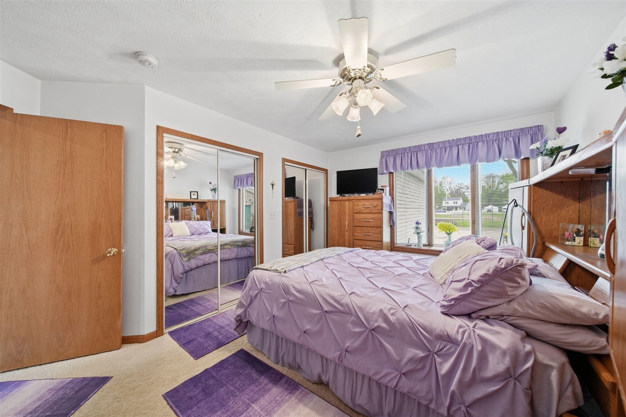217 N Lakeside Drive, Michigan Center, MI, 49254-1250