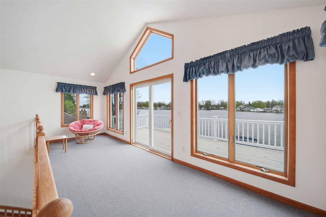 217 N Lakeside Drive, Michigan Center, MI, 49254-1250