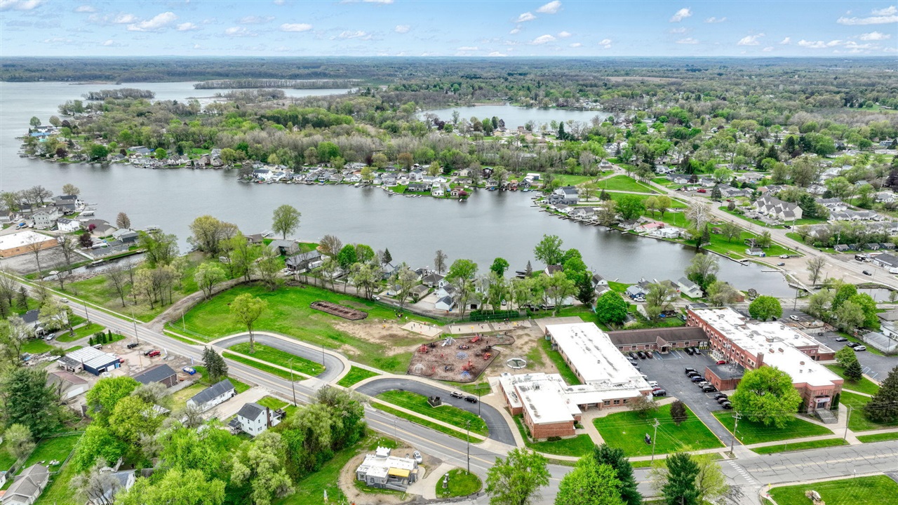 217 N Lakeside Drive, Michigan Center, MI, 49254-1250