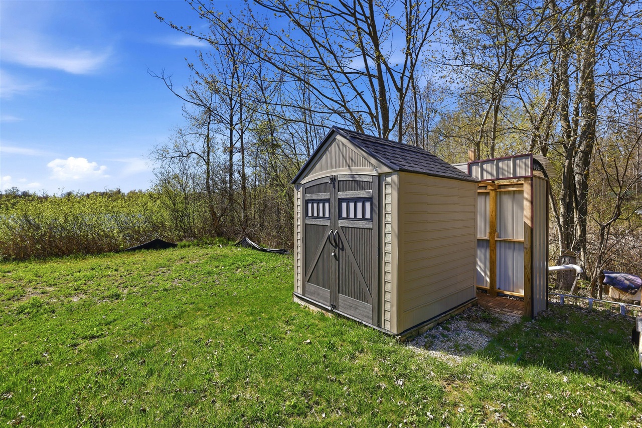 6059 Terry Drive, Six Lakes, MI, 48886-9602