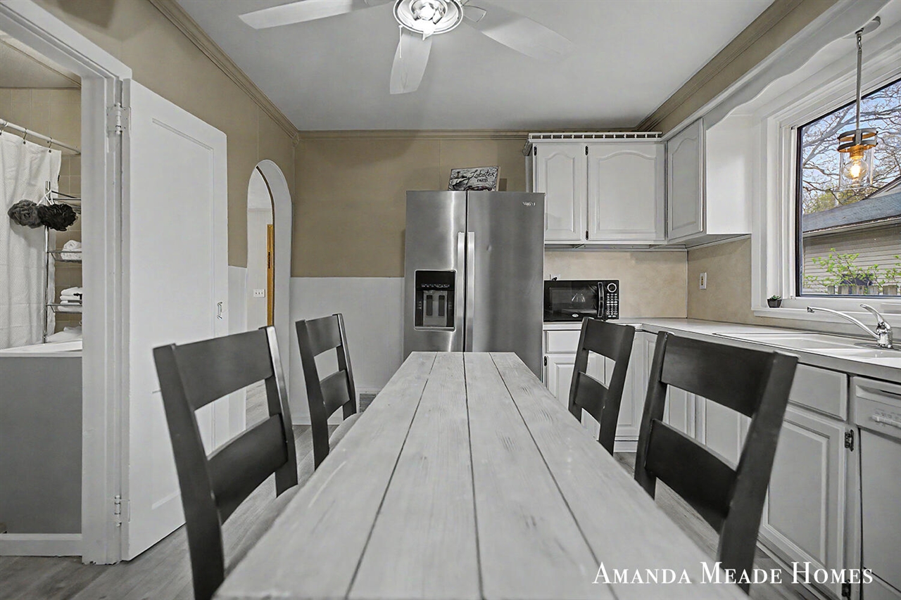 1223 40th Street, Wyoming, MI, 49509-4301