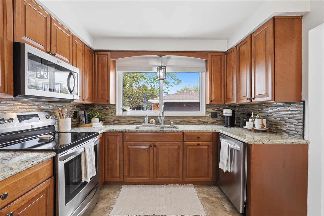 32900 Hees Street, Livonia, MI, 48150-3773