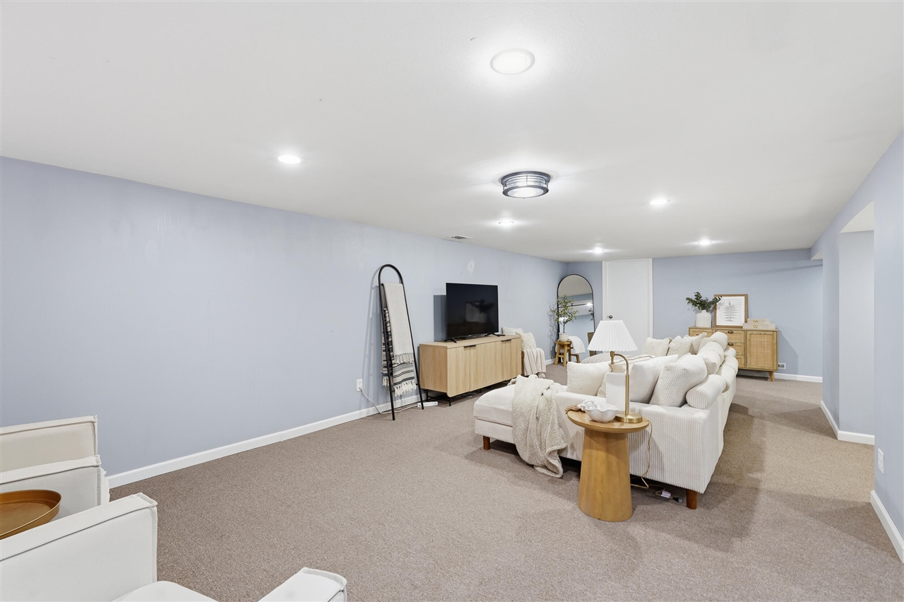 32900 Hees Street, Livonia, MI, 48150-3773