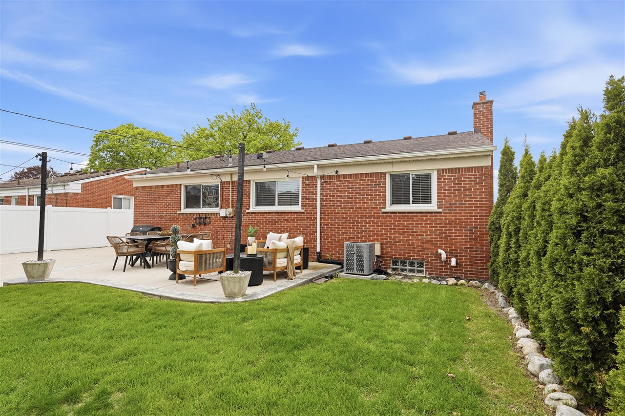 32900 Hees Street, Livonia, MI, 48150-3773