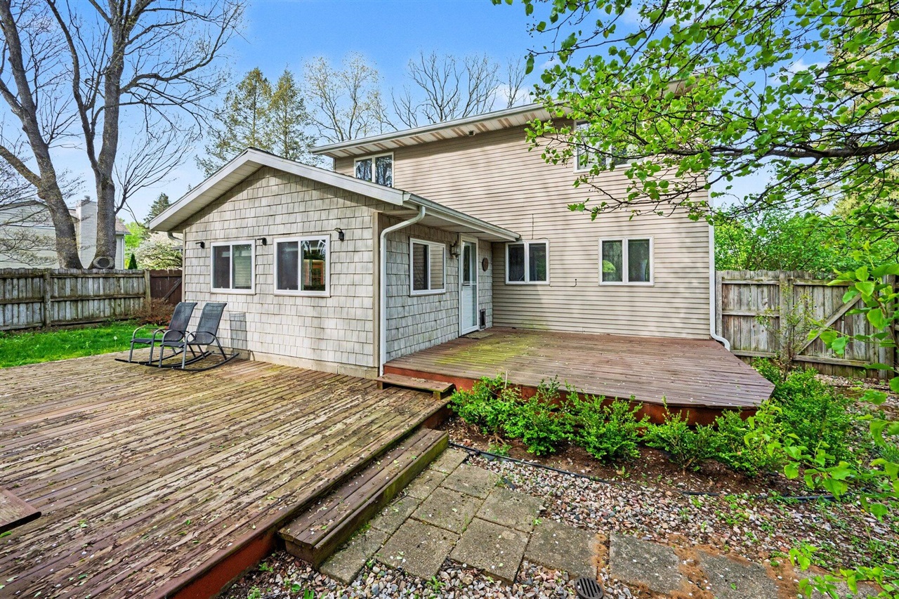 7756 Cottonwood, Richland, MI, 49083-9473