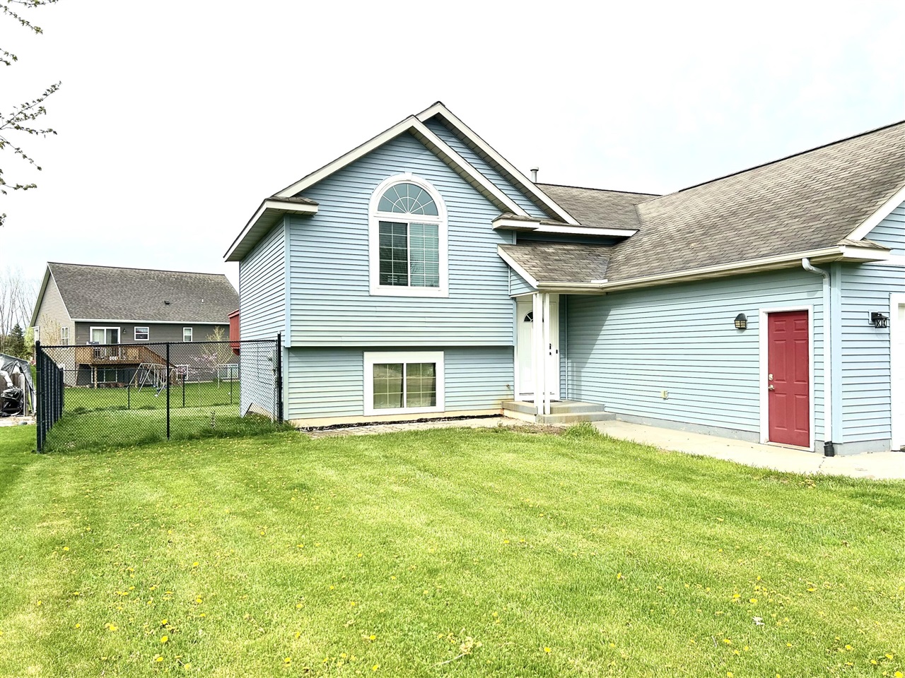 206 Charyridge Drive, Kent City, MI, 49330