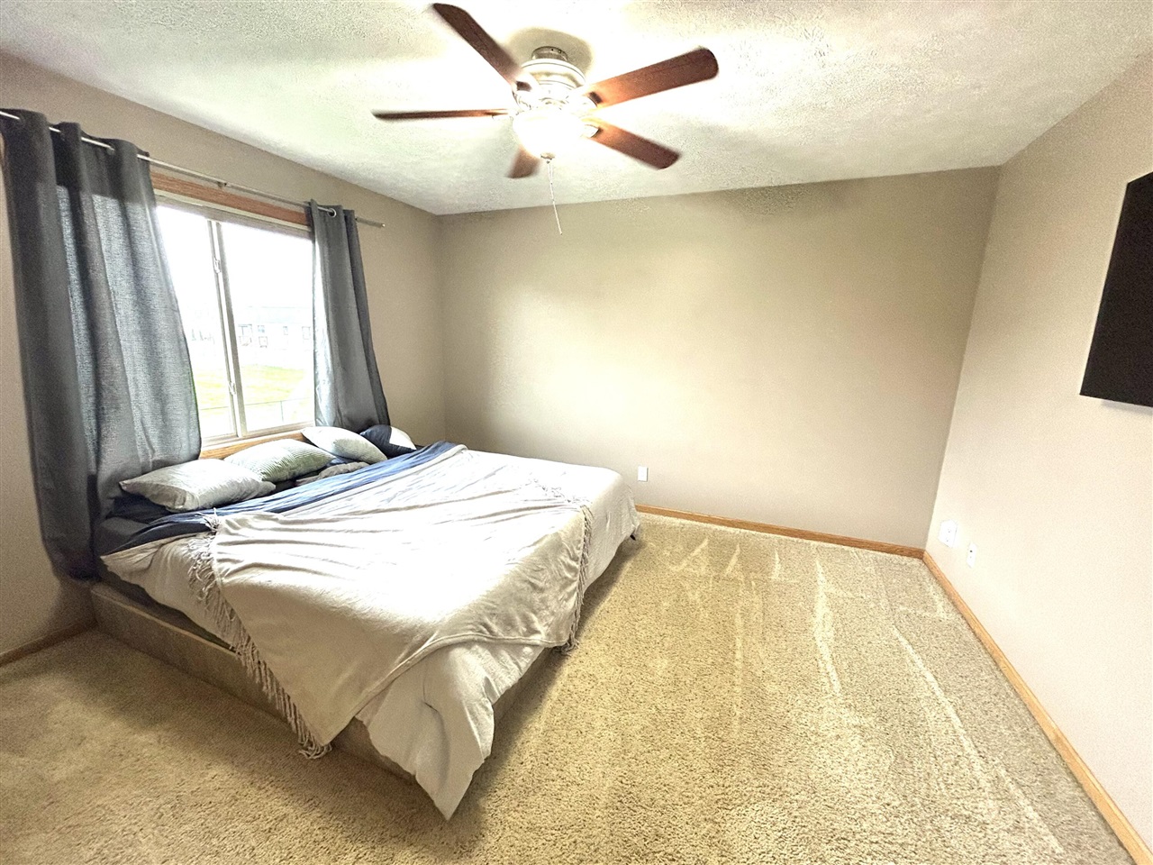 206 Charyridge Drive, Kent City, MI, 49330