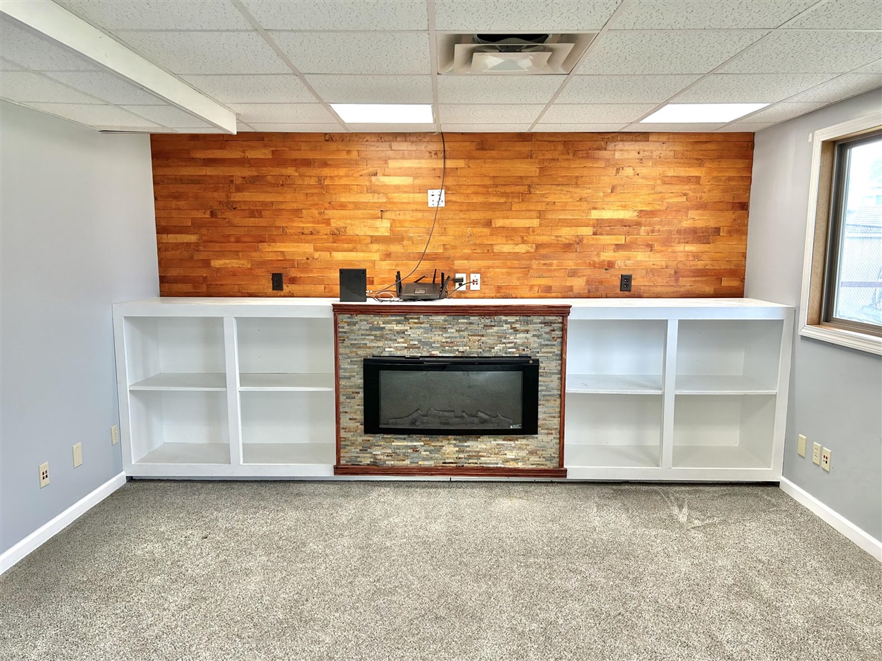 206 Charyridge Drive, Kent City, MI, 49330