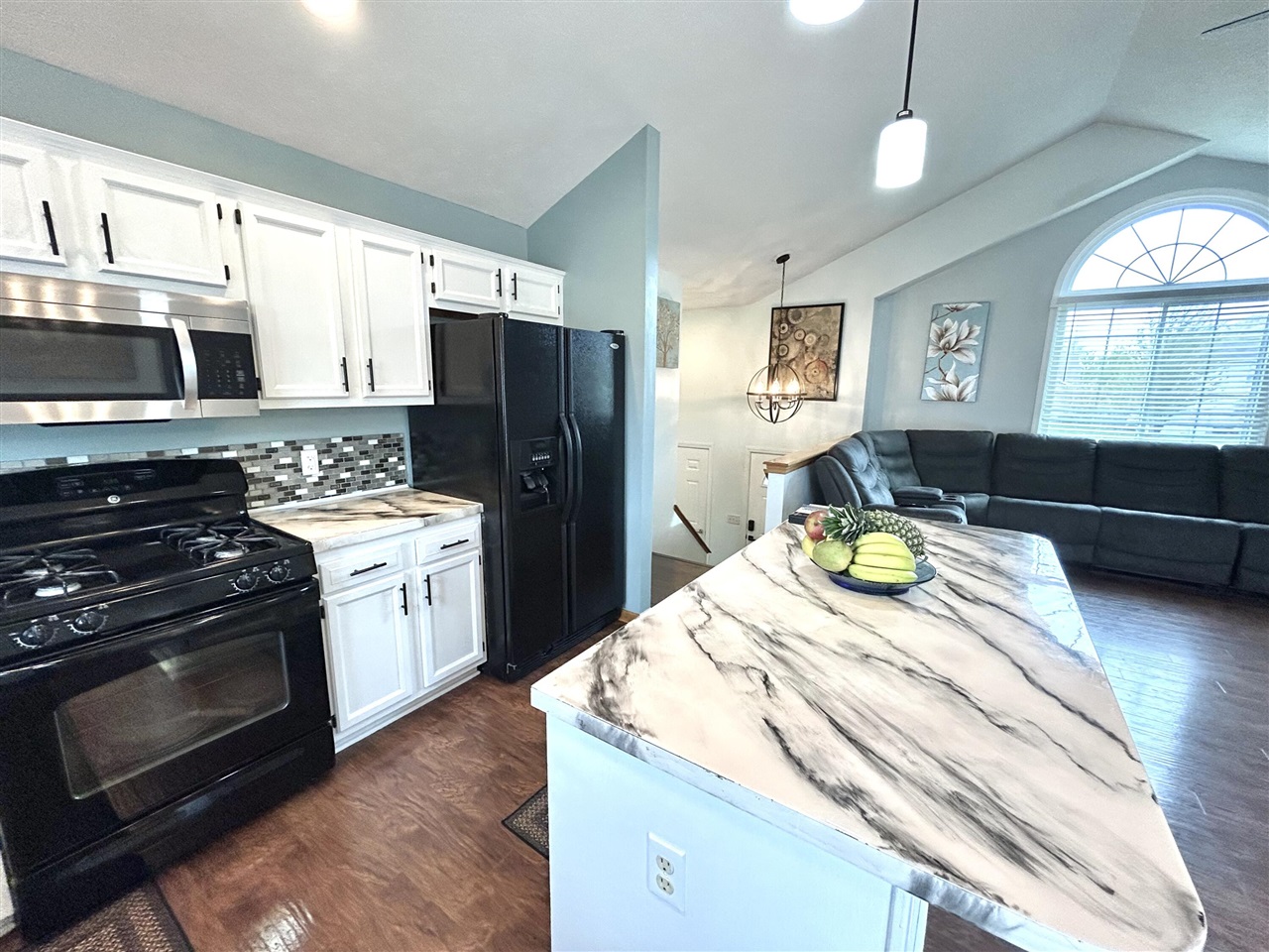 206 Charyridge Drive, Kent City, MI, 49330
