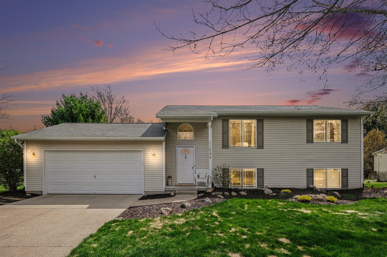 11548 Holmden Court, Rockford, MI, 49341-7341