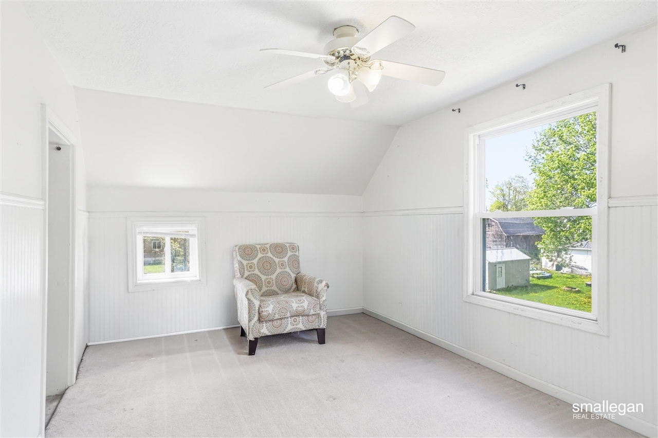1323 4th Avenue, Lake Odessa, MI, 48849-1303