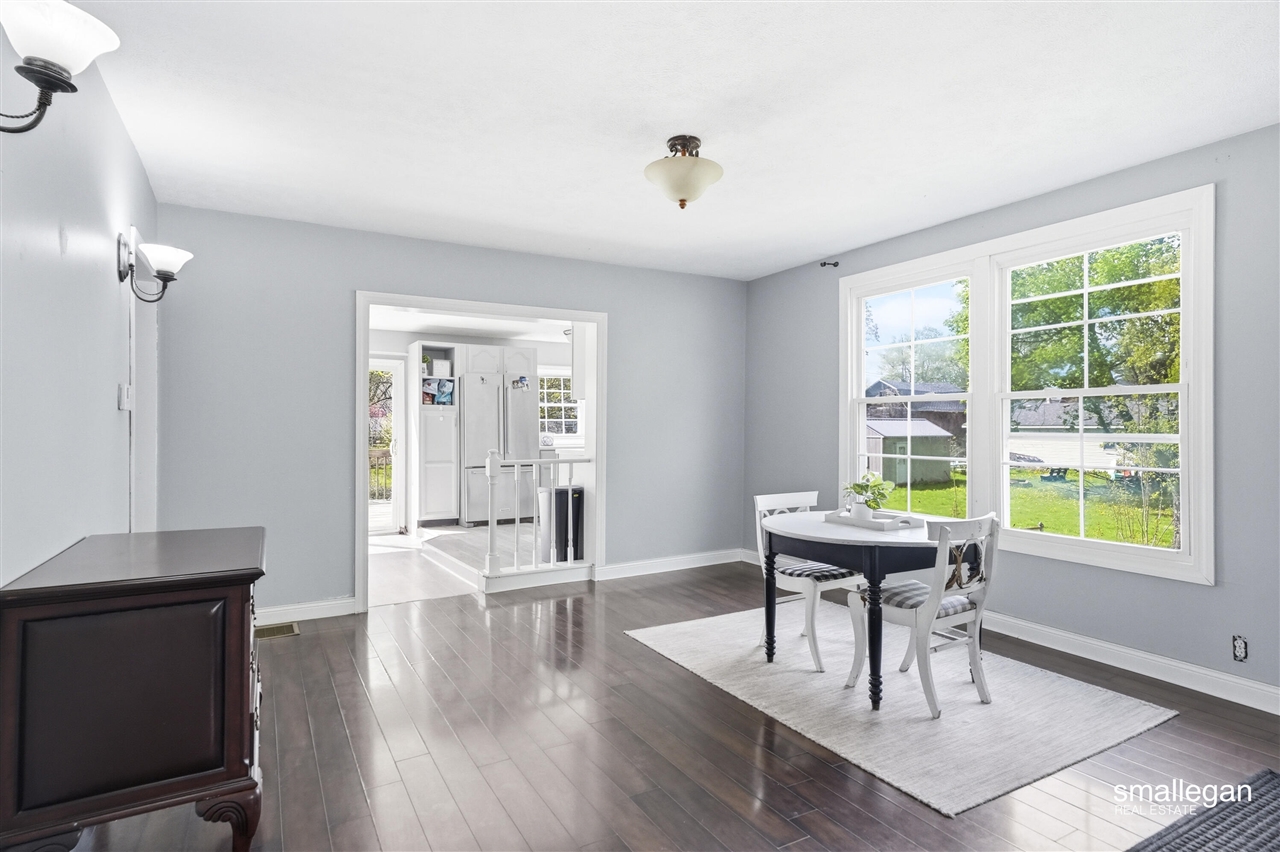 1323 4th Avenue, Lake Odessa, MI, 48849-1303