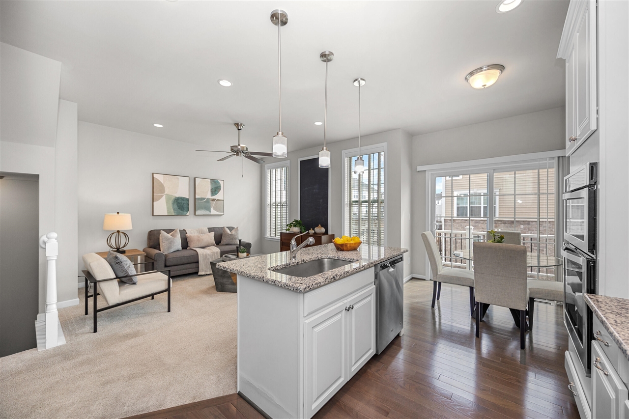 2794 Ashcombe Drive, Ann Arbor, MI, 48105-3707