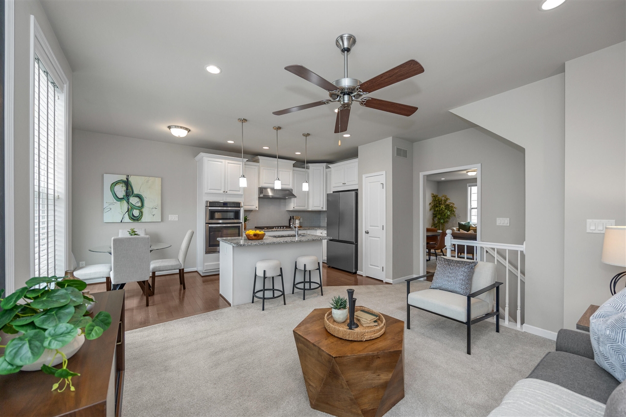 2794 Ashcombe Drive, Ann Arbor, MI, 48105-3707