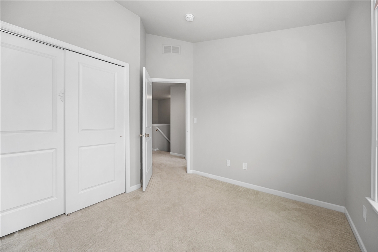 2794 Ashcombe Drive, Ann Arbor, MI, 48105-3707