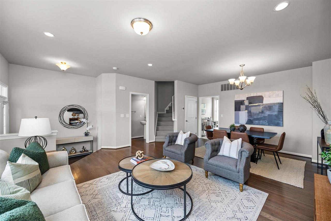 2794 Ashcombe Drive, Ann Arbor, MI, 48105-3707